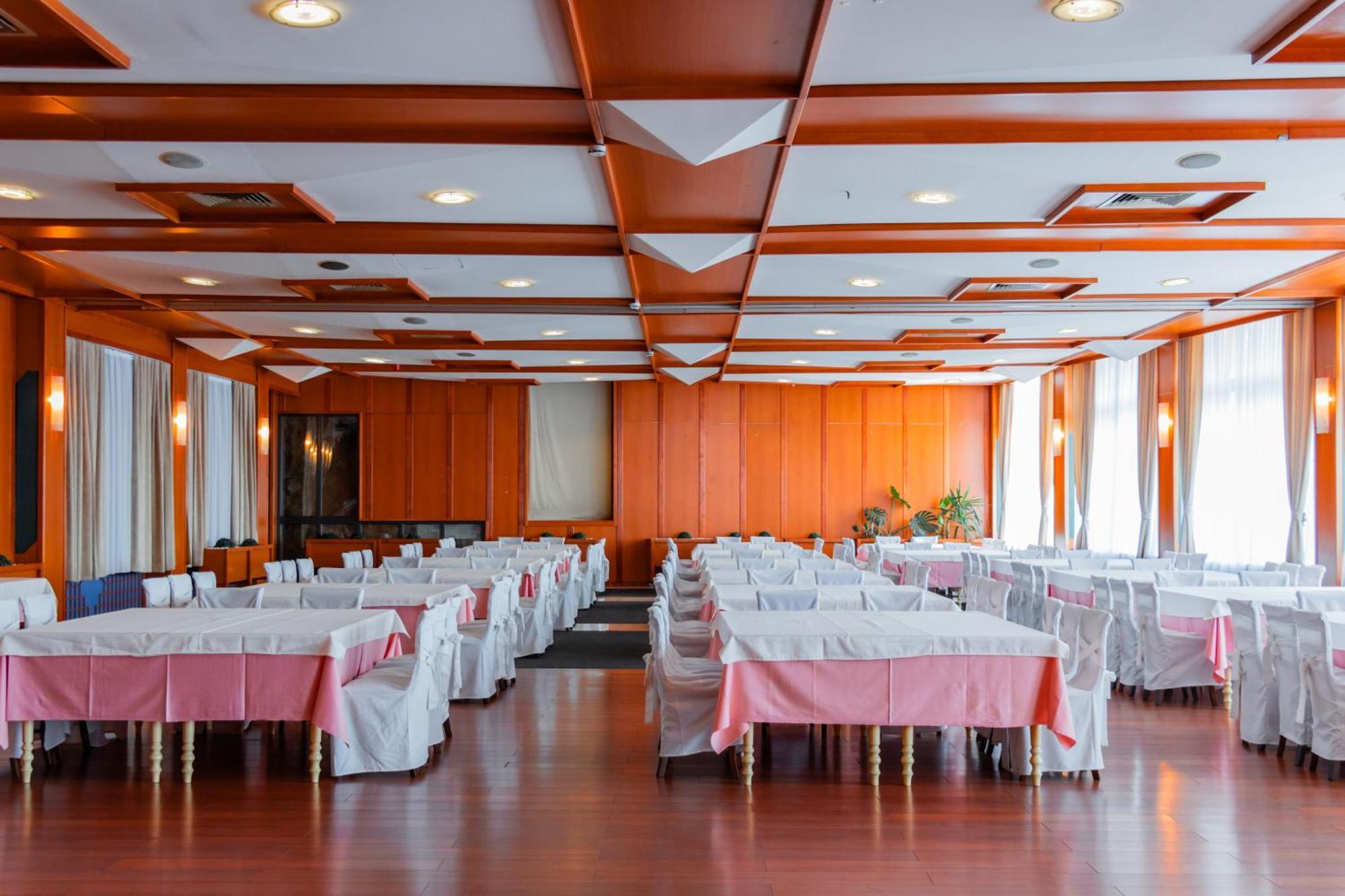 Saraj Hotel
