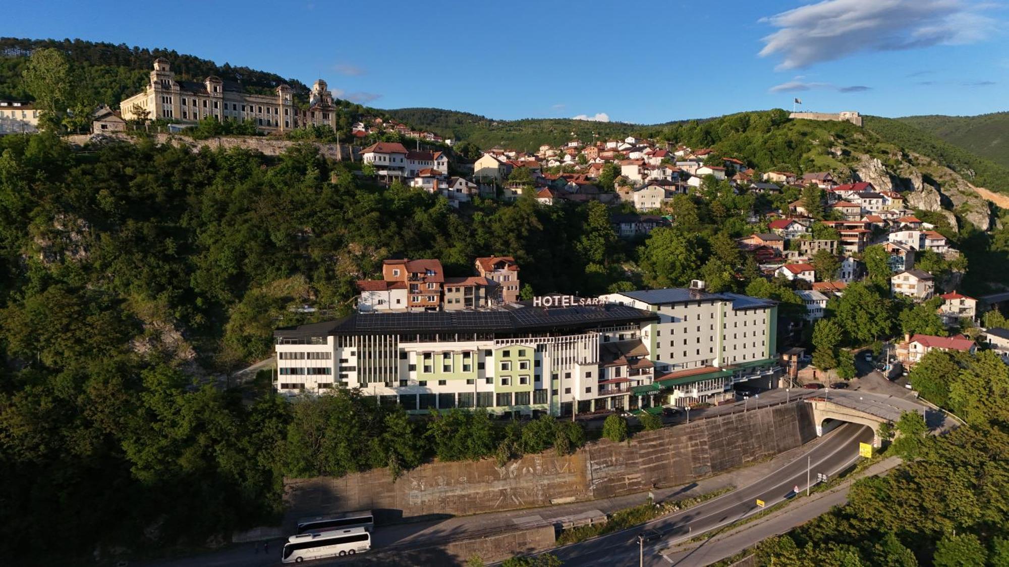 Saraj Hotel 3*